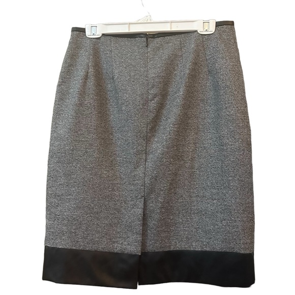 Marc New York Andrew Marc grey tweed skirt black faux leather trim size 10 - Picture 2 of 5